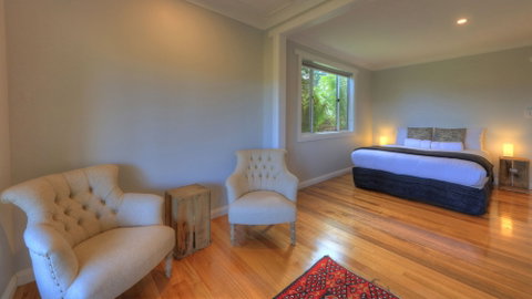 Castaway Cottage - Essentially Tas - Tourism Gold Coast 6