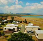 Lake Callide Retreat - Gold Coast