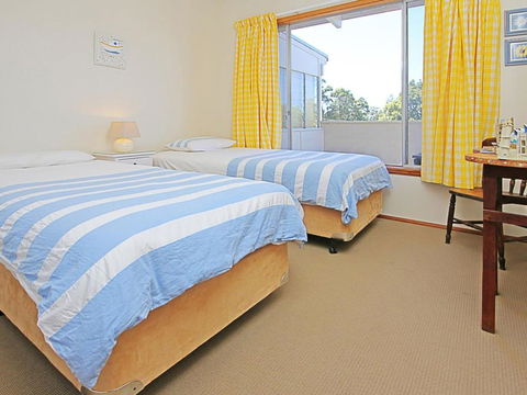 REST ASHORE At MOLLYMOOK - Tourism Gold Coast 1