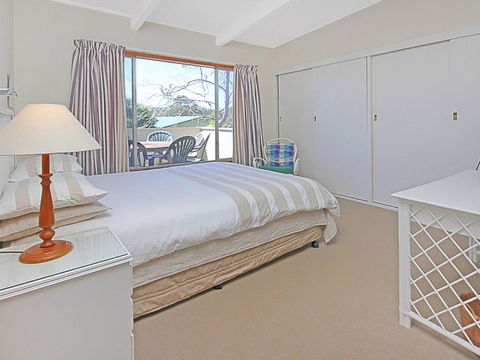 REST ASHORE At MOLLYMOOK - Tourism Gold Coast 5