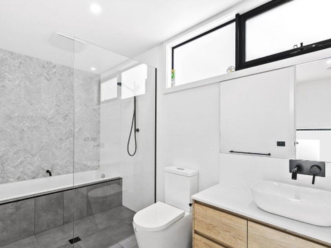 POINT BREAK NEW LISTING 2019 - Tourism Gold Coast 6