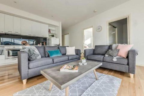 Marina View Apartment - Tourism Gold Coast 0
