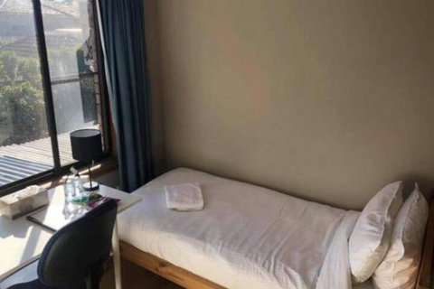 Travelers Affordable Studio Unit (Beverly Hills) - Tourism Gold Coast 2