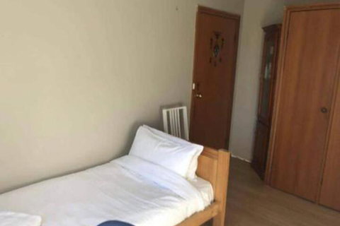 Travelers Affordable Studio Unit (Beverly Hills) - Tourism Gold Coast 6