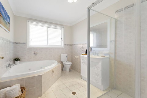 Fingal Retreat 2 Rocky Point Road 2 / 138 - Gold Coast 3