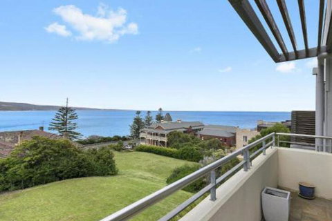 POINT GREY APARTMENT ONE VIEWPOINT - Tourism Gold Coast 7