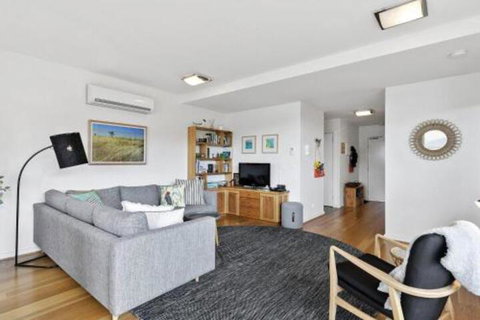 POINT GREY APARTMENT ONE VIEWPOINT - Tourism Gold Coast 2