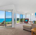 Penguin Head Retreat fabulous views - Tourism Gold Coast
