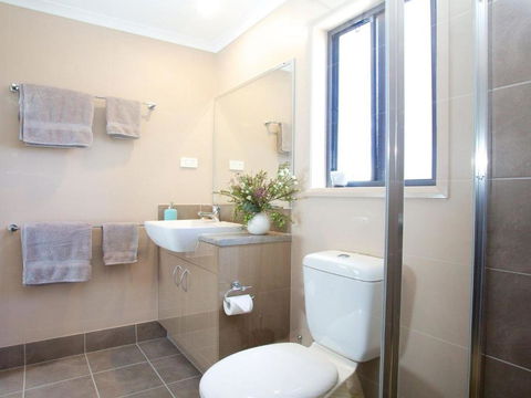 Tea Tree Hollow 50 Percent Off Third Night On Weekend - Tourism Gold Coast 1