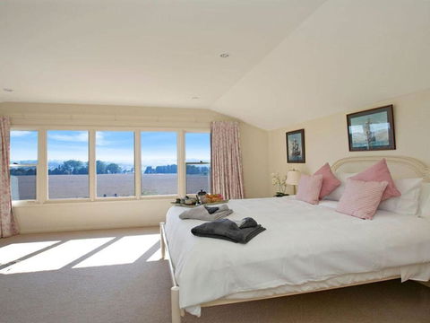Warrington Park Bendooley Hill - Tourism Gold Coast 2