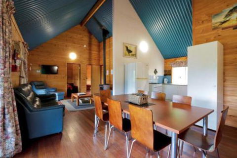 Sunnyhurst Chalets Rural Stay - Tourism Gold Coast 2