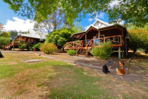 Sunnyhurst Chalets Rural Stay - Tourism Gold Coast 0