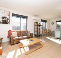The Endsleigh 1 Bedroom Villa Free Wifi Near CBD - Tourism Gold Coast