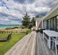Azure Absolute Beachfront Pet Friendly - Tourism Gold Coast