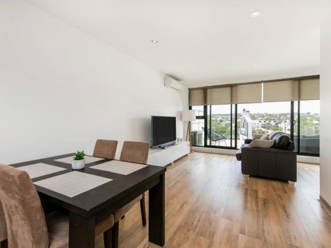 NORTH POINT RETREAT MORNINGTON - Tourism Gold Coast 5