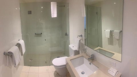 RNR Light Square - Tourism Gold Coast 3