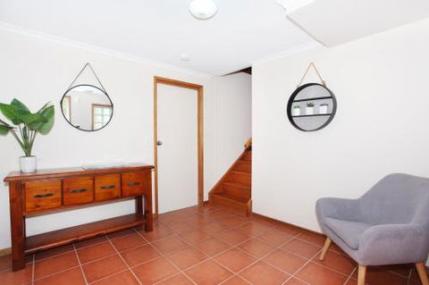 Campbell 7 Studio - Tourism Gold Coast 5