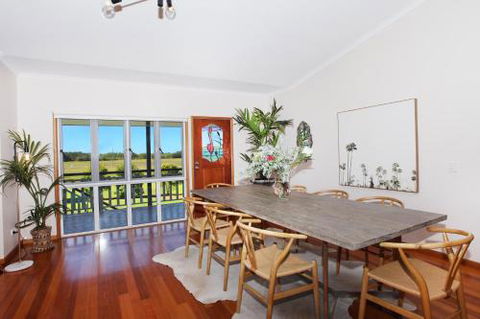 Campbell 7 Studio - Tourism Gold Coast 2
