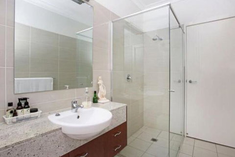 Papaya House - Tourism Gold Coast 4