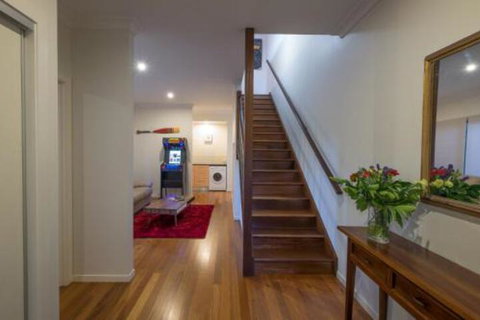 Papaya House - Tourism Gold Coast 5