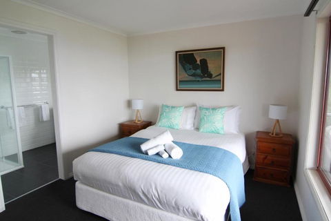 DOLPHIN LOOKOUT COTTAGE Amazing Views Of The Bay Of Fires - Gold Coast 2