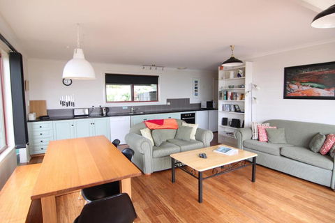 DOLPHIN LOOKOUT COTTAGE Amazing Views Of The Bay Of Fires - Gold Coast 6