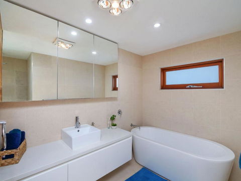 Ocean Oasis 13 Curtis Parade - Tourism Gold Coast 1