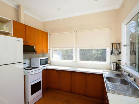 Seashells At North Avoca 10 View Street - Tourism Gold Coast 1