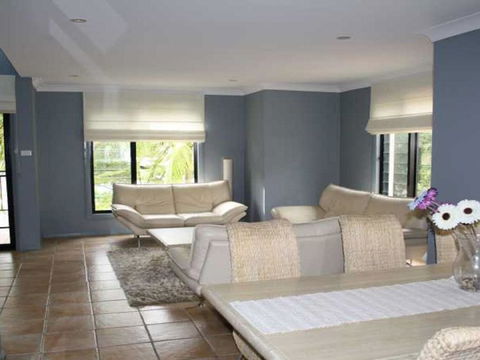 Tuscany #1 1 / 19 Campbell Crescent. Terrigal - Tourism Gold Coast 1