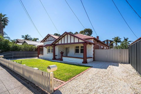 Kairos In Keswick Wifi Netflix Nespresso - Tourism Gold Coast 4