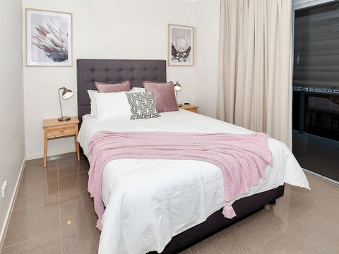 Stunning Ground Floor City Apartment - Tourism Gold Coast 5