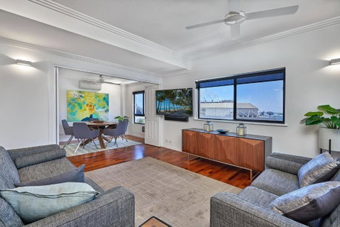 Belle Escapes Luxury Cairns Penthouse With Ocean Views 903 - Tourism Gold Coast 6