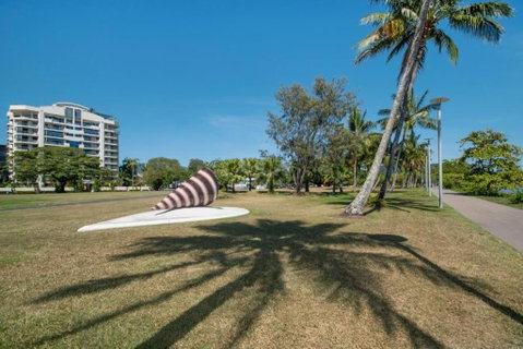 Belle Escapes Luxury Cairns Penthouse With Ocean Views 903 - Tourism Gold Coast 5