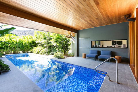 Aqua - At Funnel Bay - Tourism Gold Coast 4