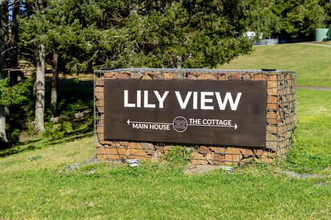 Lilyview Cottage - Robertson - Tourism Gold Coast 1