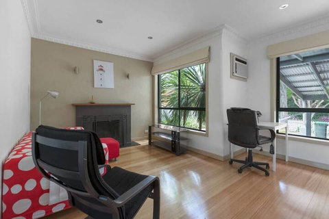 Spacious 3bedrooms Big House@mitcham - Tourism Gold Coast 6