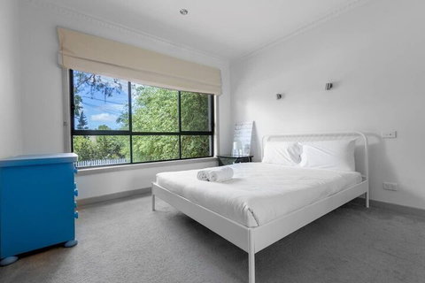 Spacious 3bedrooms Big House@mitcham - Tourism Gold Coast 4