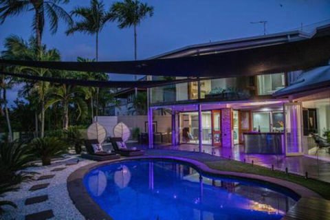 Absolute Lakefront Port Douglas - Tourism Gold Coast 2