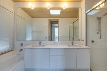 Latham Beach House - Tourism Gold Coast 2