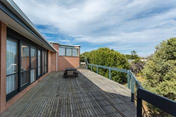 Latham Beach House - Tourism Gold Coast 5