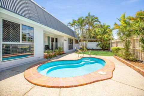 Allamanda Sands - 23 Oriole Avenue - Tourism Gold Coast 0