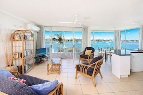 Amazing Waterfront Views Sunshine Coast H330 - Gold Coast 0