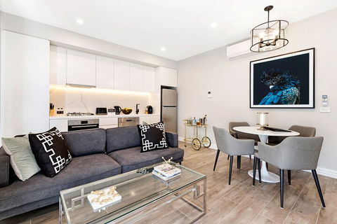 Manhattan Apartments - Glen Iris - Tourism Gold Coast 5