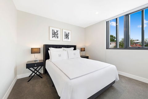 Manhattan Apartments - Glen Iris - Tourism Gold Coast 7