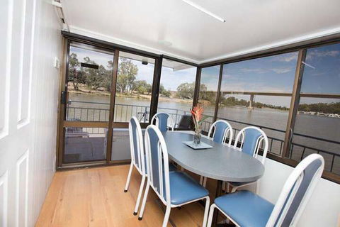 All Seasons Houseboats - Tourism Gold Coast 5