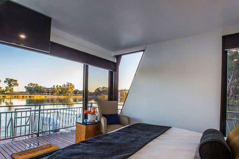 All Seasons Houseboats - Tourism Gold Coast 2