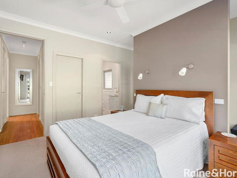 Coast 3 / 42 Avoca Drive Avoca Beach - Tourism Gold Coast 1