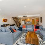2 / 8 Lawson Street Byron Bay Absolute Solace - Tourism Gold Coast 0
