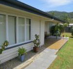 Edge Hill Clean  Green Cairns 7 Minutes from the Airport 7 Minutes to Cairns CBD  Reef Fleet Terminal - Tourism Gold Coast