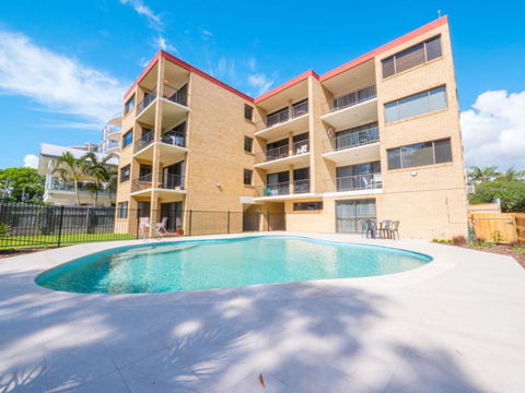 Golden Shores U7 21 Landsborough Parade - Tourism Gold Coast 5